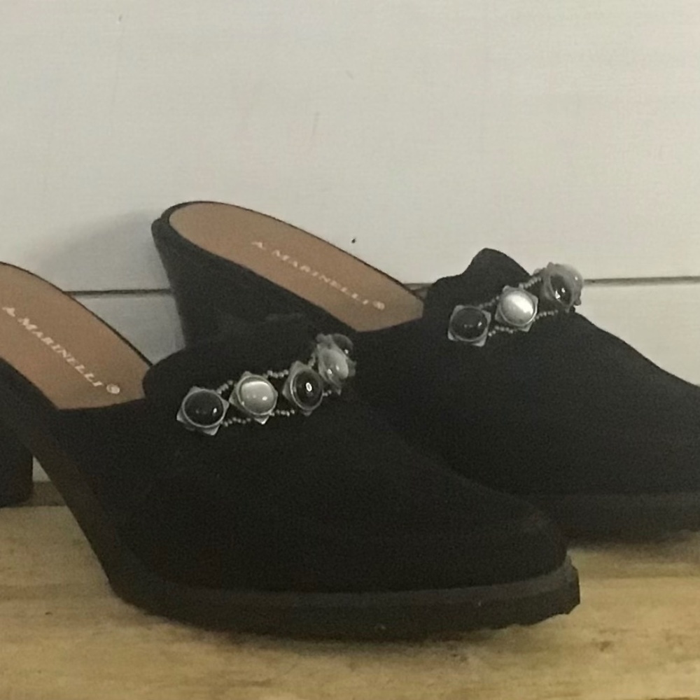 Women’s A. Martinelli Black Suade Short Heel Shoes Size 10